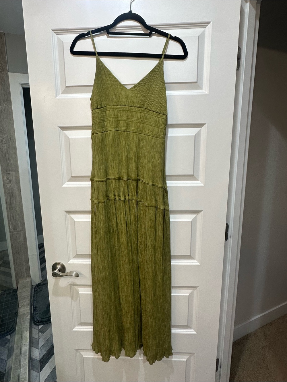 Blu Pepper Olive Green Tiered Maxi Dress with Smocked Waist - Picture 3 of 5